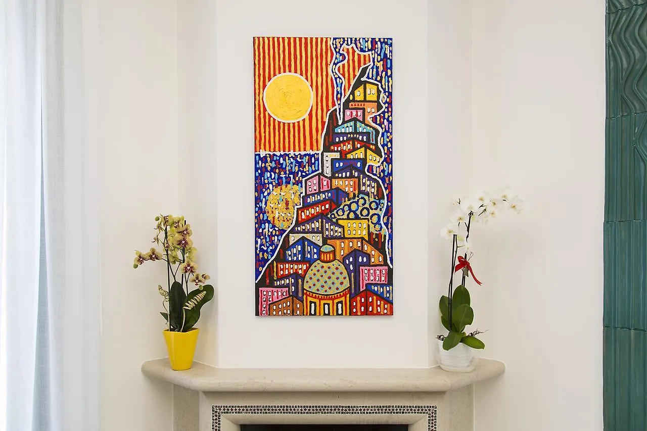 The Five Rooms Napoli Italien